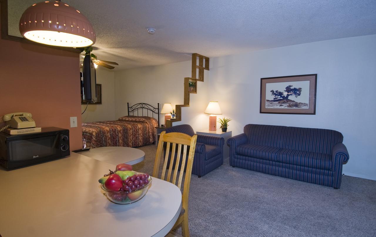 Texan Guest Ranch Hotel McAllen Exterior photo